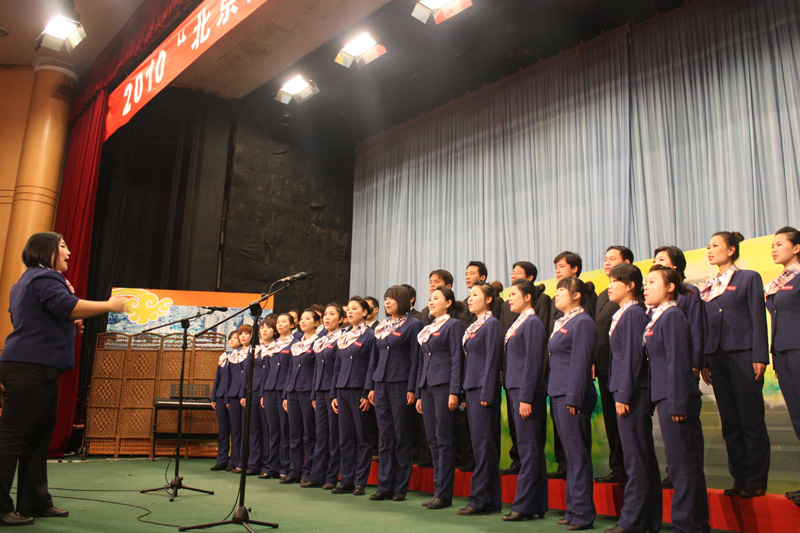 华夏中青参加2010“北京家政之春”文艺汇演